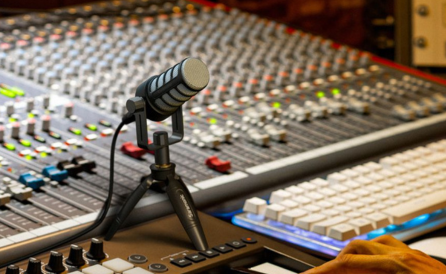 Saramonic Studio Microphone