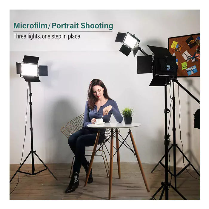 (3) x LED light 3) x Light barndoors (1) x Remoter control (3) x DC adapter