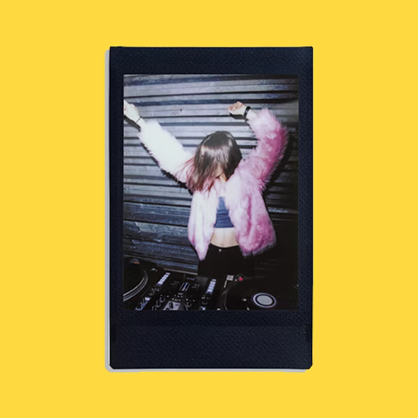 FUJIFILM Instax mini Black Film {10 Exposures}